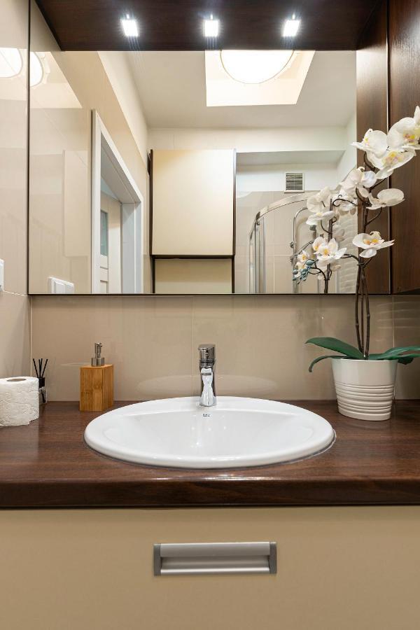 Negroni Apartments Plac Nowy คราคูฟ ภายนอก รูปภาพ